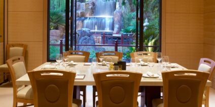 Glenn Rieder provided high end millwork and custom interior finishings for the Wynn Las Vegas.