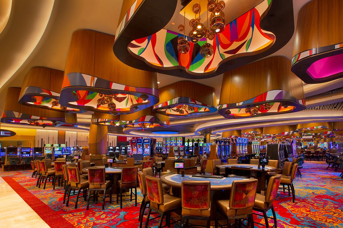 Glenn Rieder and Shamrock Metals provided the aluminum, vinyl wrapped decorative panels, and metal conical cones for the Seminole Hard Rock Hotel and Casino.